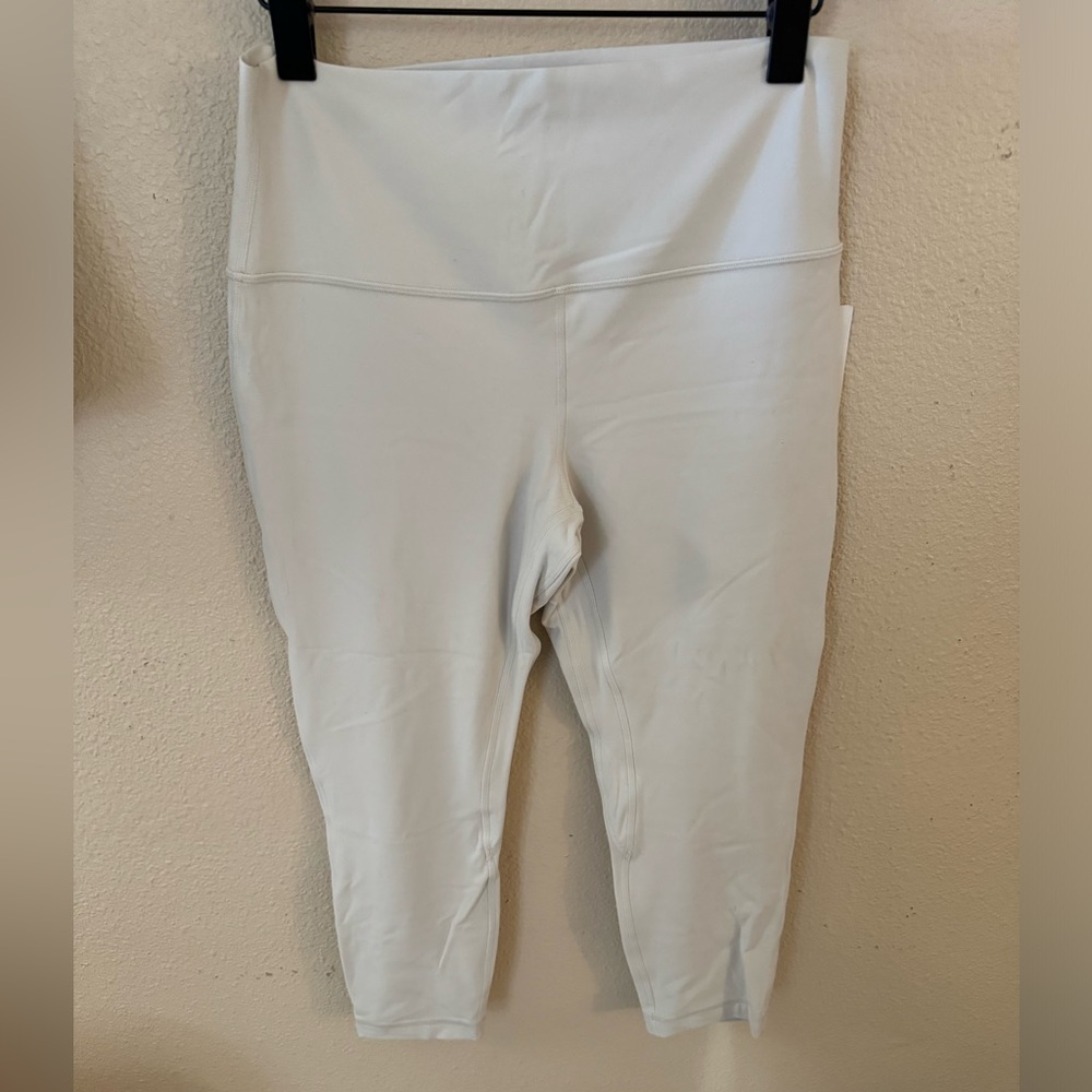 Lululemon legging size 10